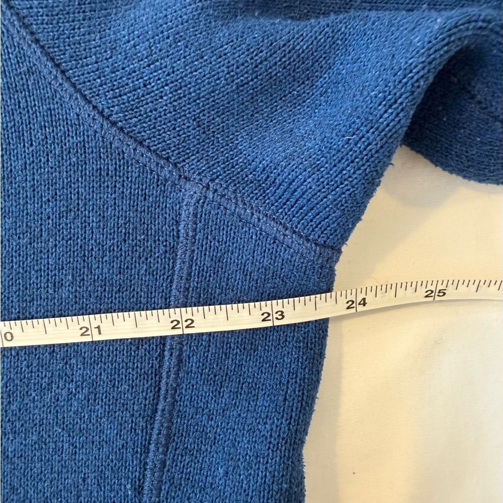 Patagonia Men’s Blue Zip Up Sweater, Large, Great condition - Picture 6 of 7